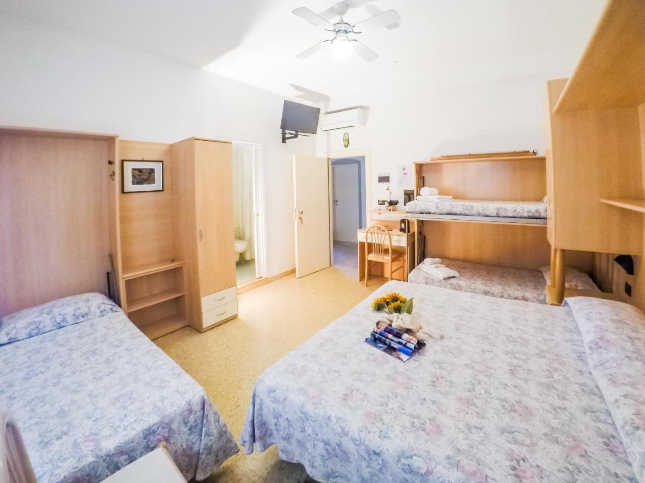 Hotel Trianon Bellaria-Igea Marina Exterior foto